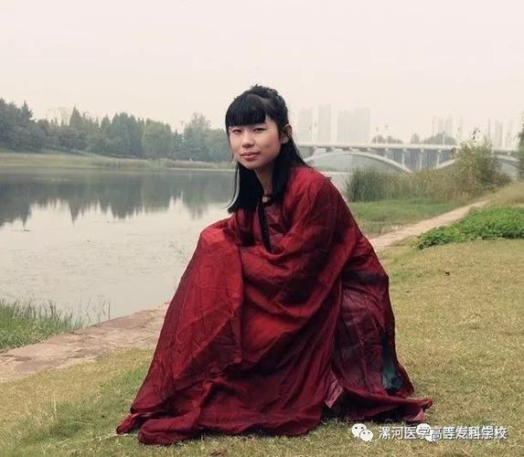 河南人民广播电台新闻广播:漯河医专传承推广汉服和传统文化